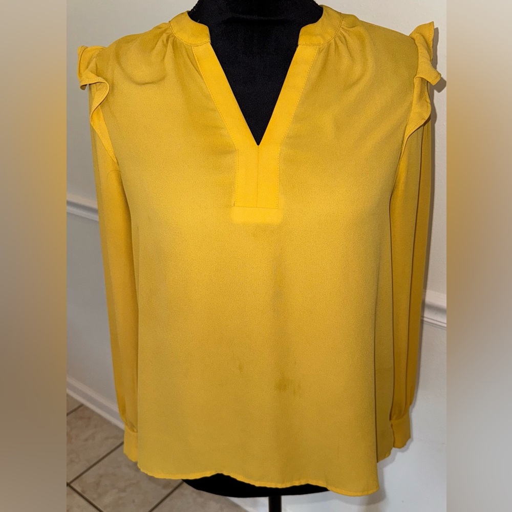Ann Taylor Factory Mustard Ruffle Shoulder Long Sleeve Blouse – Size MP Petite - Picture 2 of 5